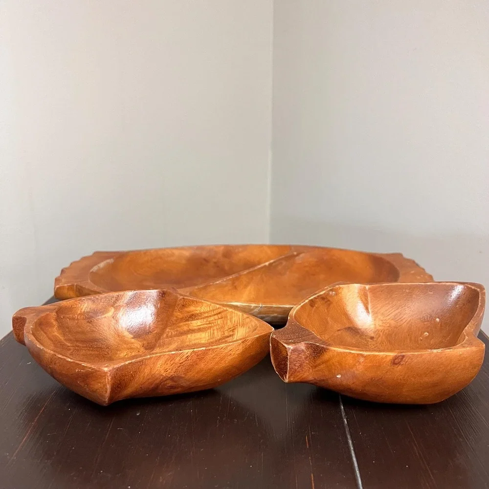VTG Hand Carved Monkey Pod Wood Divided Serving Tray with 2 Leaf Snack Bowls mcm